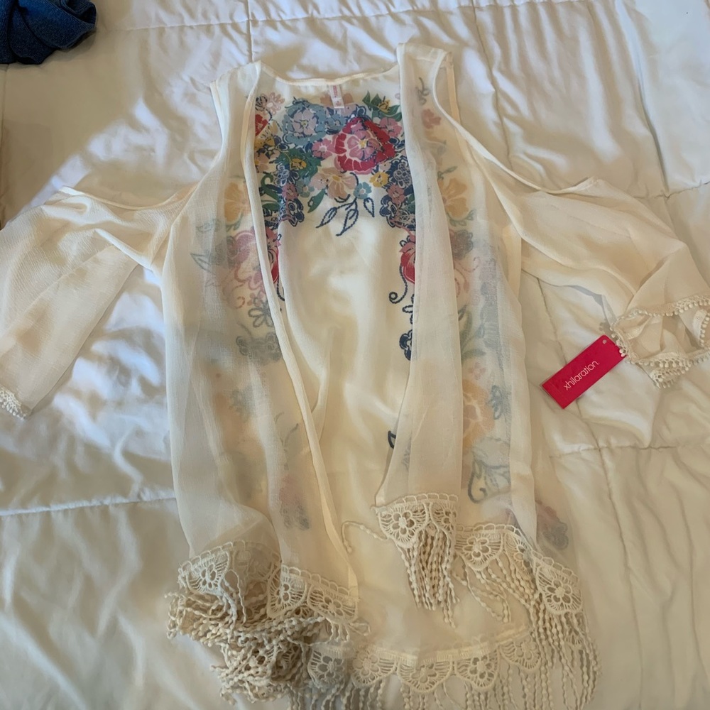 brand new floral shaw
